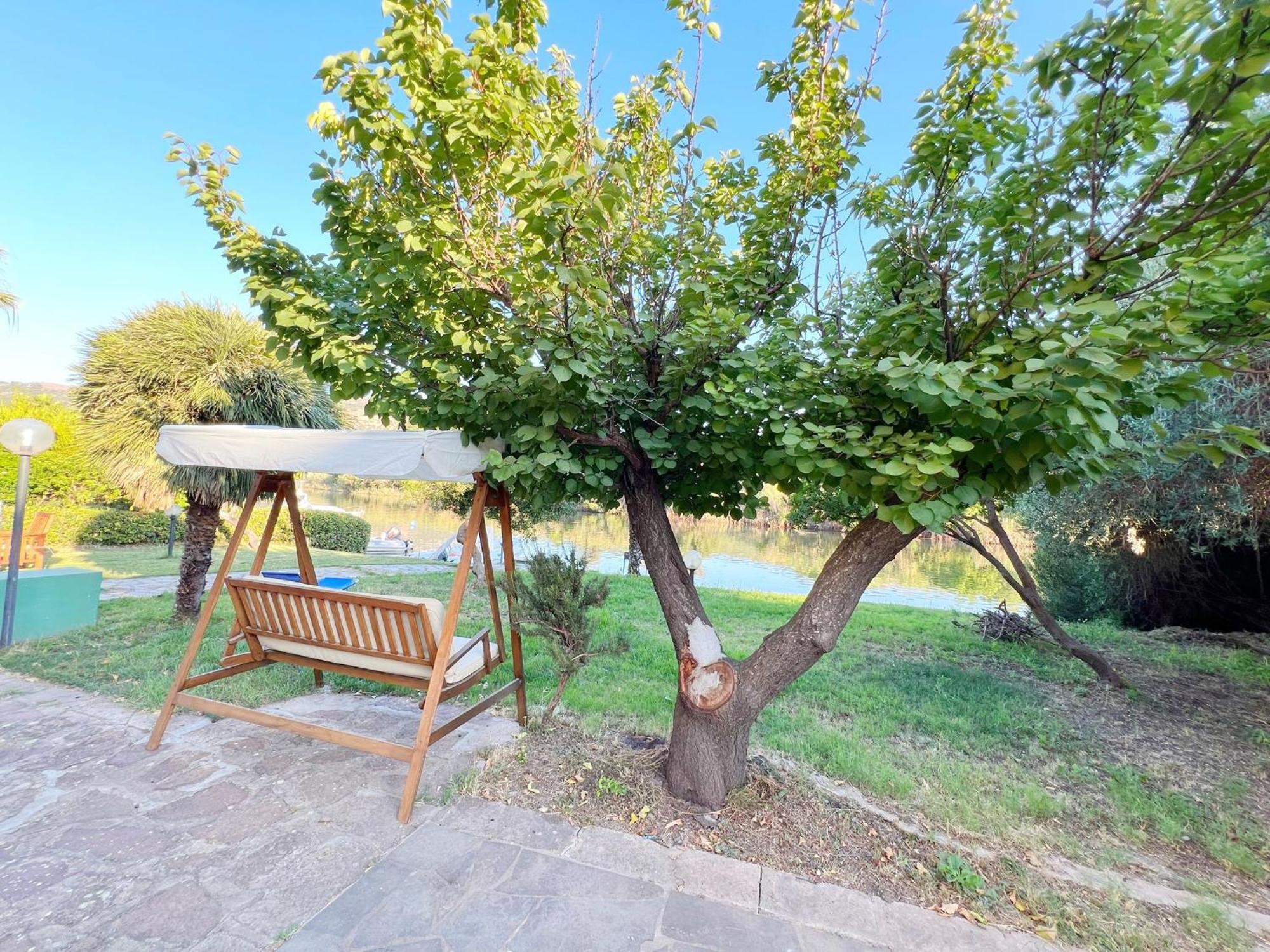 Exclusive Riverside House In The Center Of Bosa - Private Garden And Parking" Bosa Apartments Exterior photo